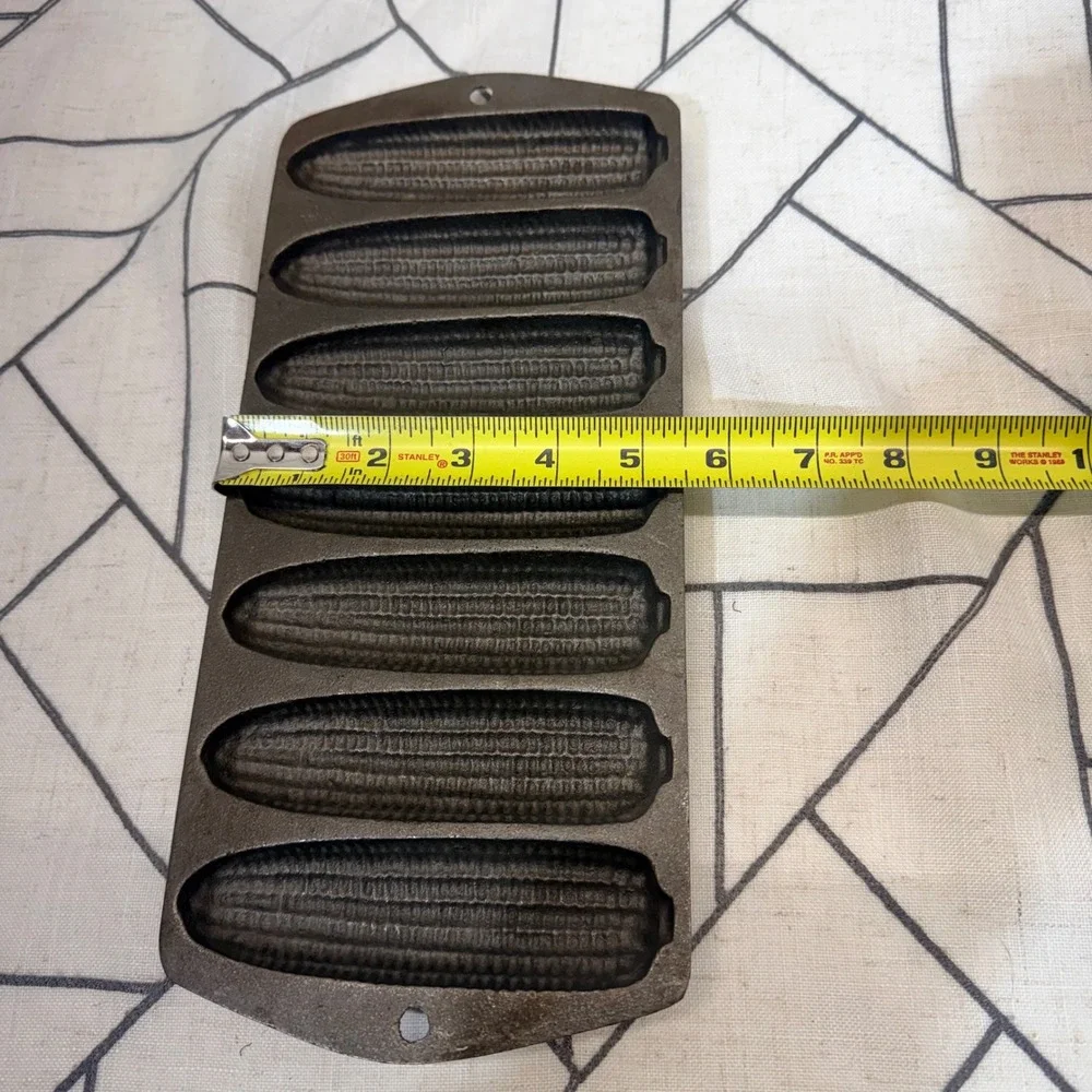 Unbranded‎ Cast Iron Cornstick Pan 12.5